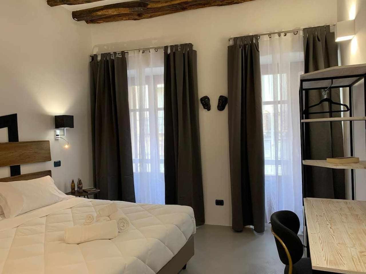 C&O Savoia Deluxe Rooms Cagliari Exterior foto