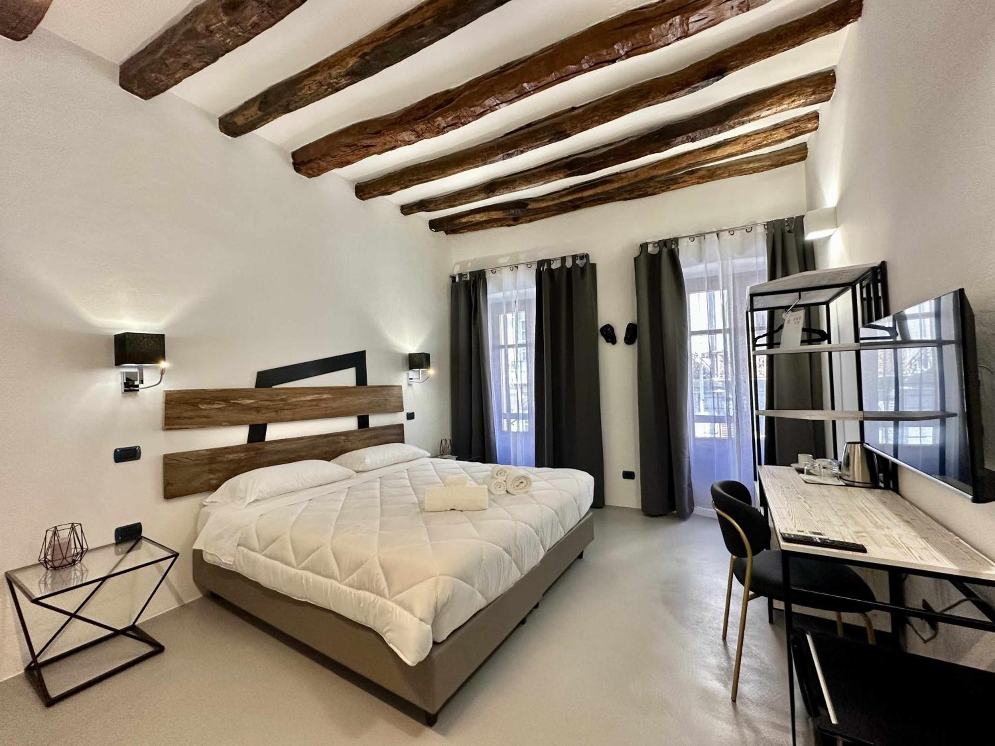 C&O Savoia Deluxe Rooms Cagliari Exterior foto